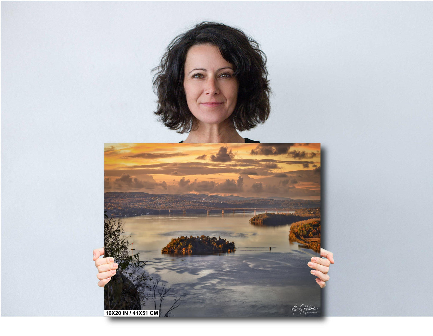 Hudson Valley Landscape Print – Bannerman Island Autumn River View Photo